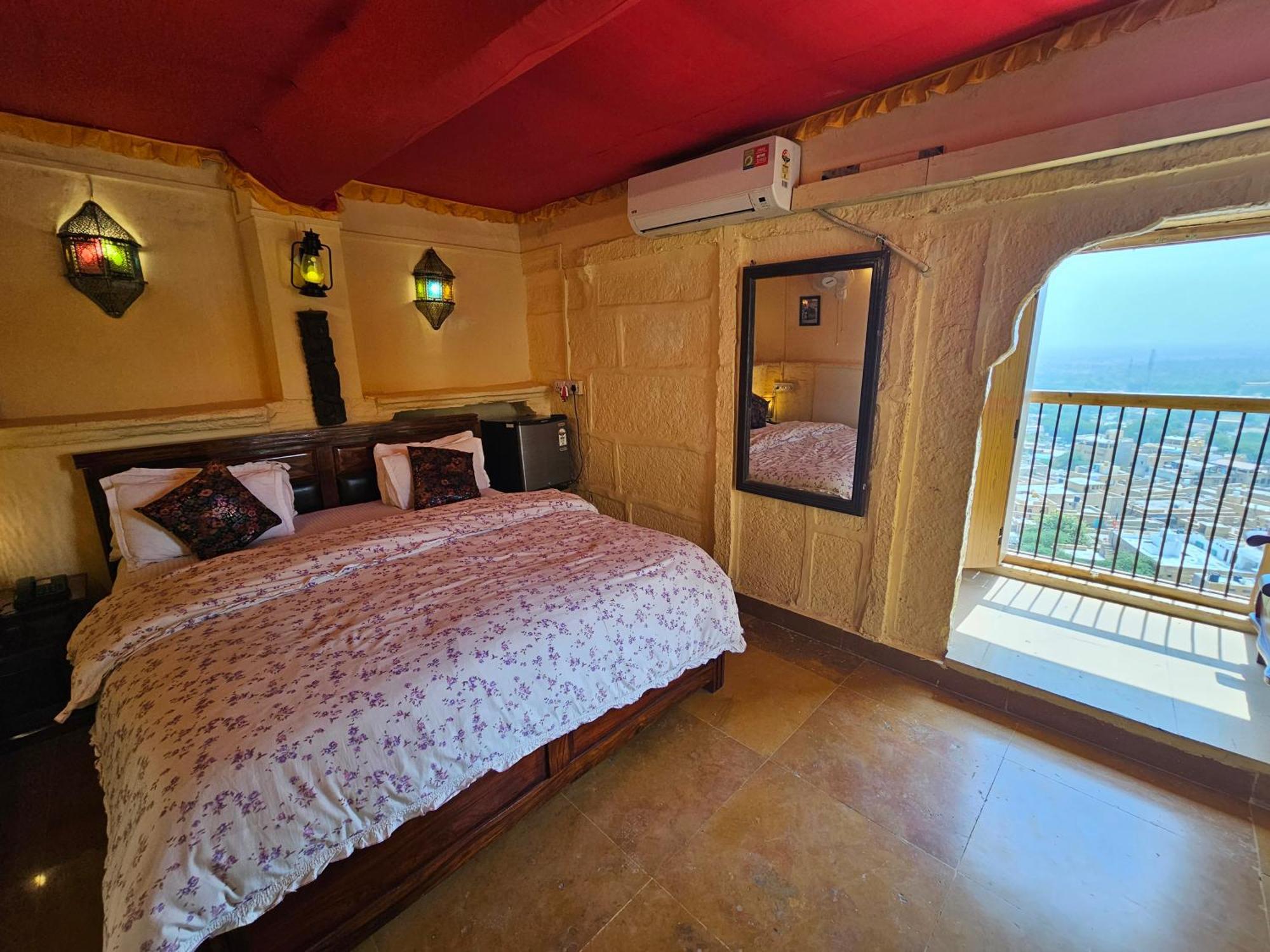 Desert Haveli Guest House Dzsaiszalmer Szoba fotó