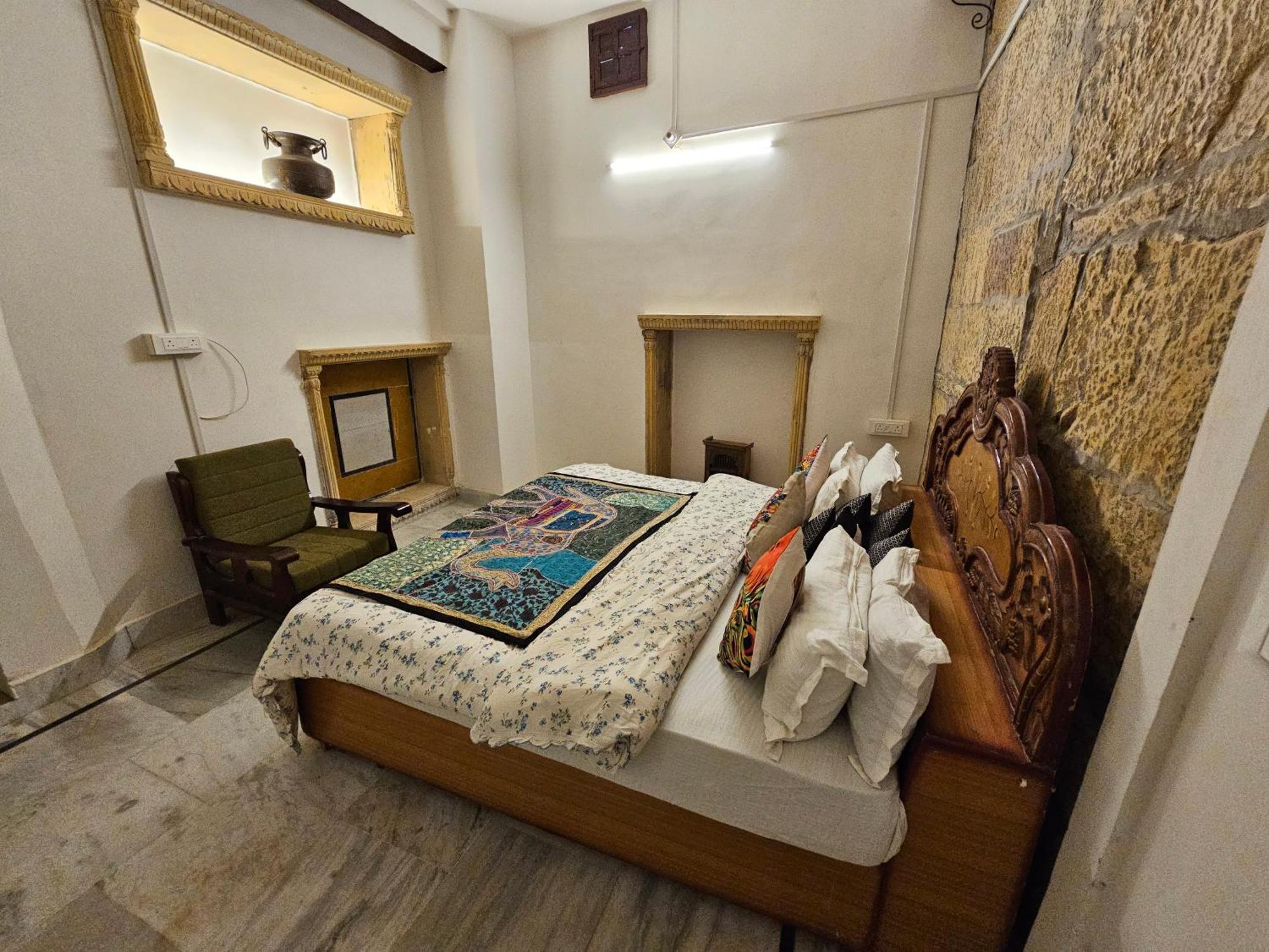Desert Haveli Guest House Dzsaiszalmer Szoba fotó