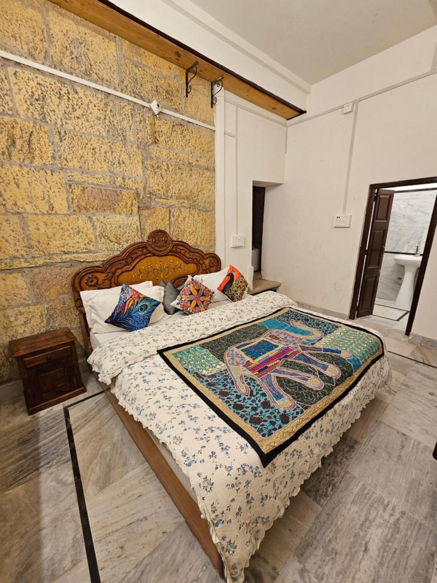 Desert Haveli Guest House Dzsaiszalmer Szoba fotó